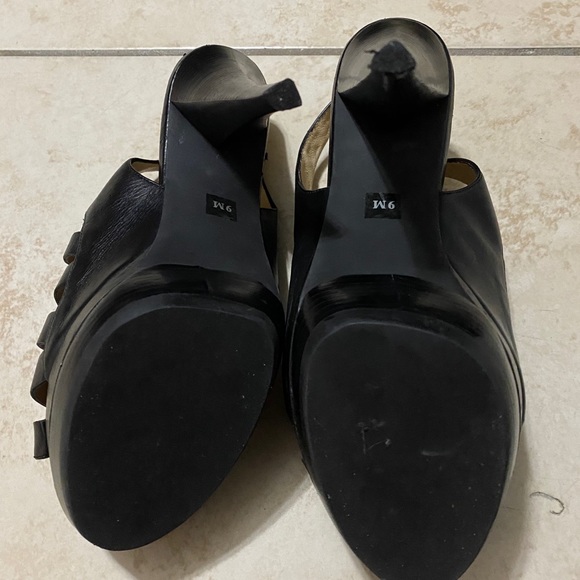 Michael kors size 9 heels - Picture 6 of 6